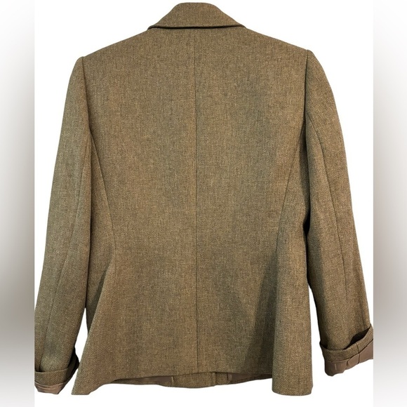 Le Suit Women's Size 6 Tan Tweed Polyester Lined Blazer 3-Button EUC! - Picture 3 of 9